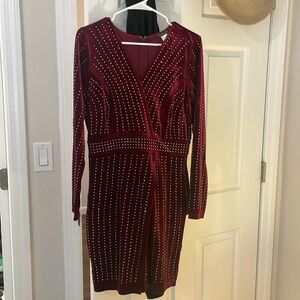 Venus party dress size L never worn